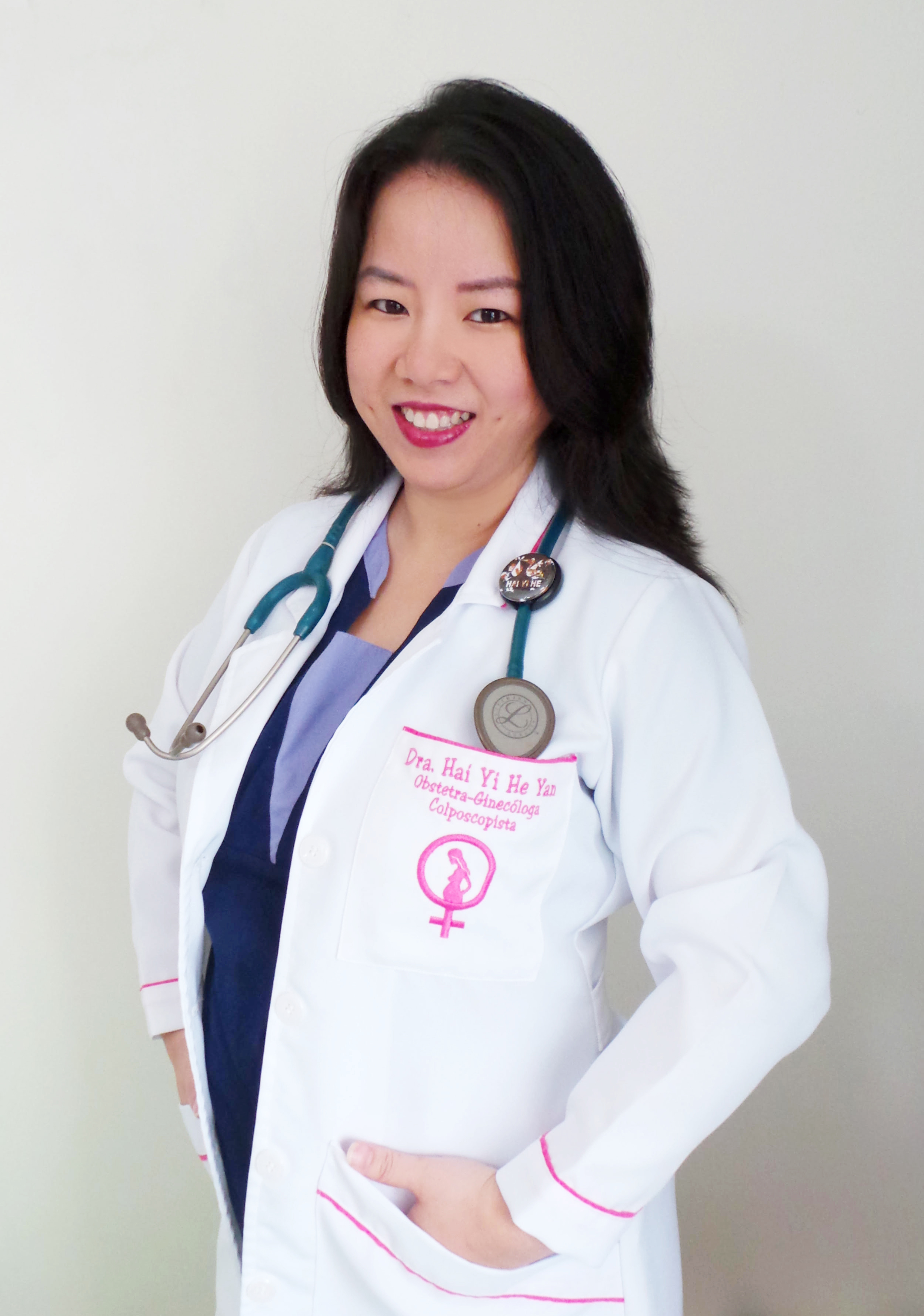 Dra. Hai Yi He — Obstetra Ginecóloga